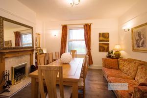 Dining room - click for photo gallery